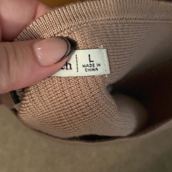 Abercrombie Ribbed Cropped Sweater Tank Top - Picture 3 of 3